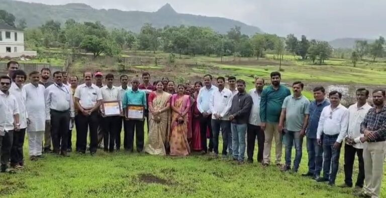 रायगड प्रेस क्लब व कर्जत प्रेस क्लबच्या माध्यमातून प्रगतशील शेतकऱ्यांचा गौरव.